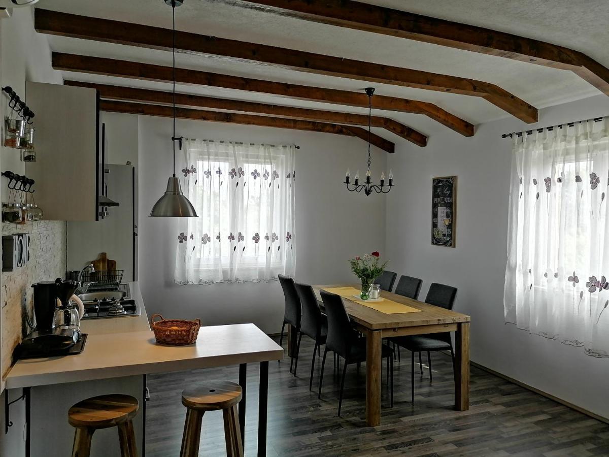 Appartamento House Mario Near Rovinj Kanfanar Esterno foto