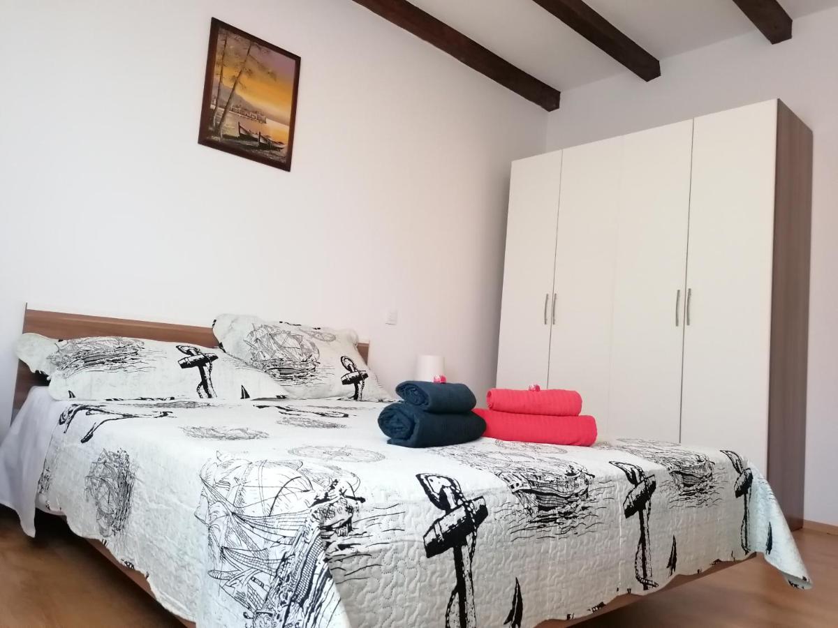 Appartamento House Mario Near Rovinj Kanfanar Esterno foto