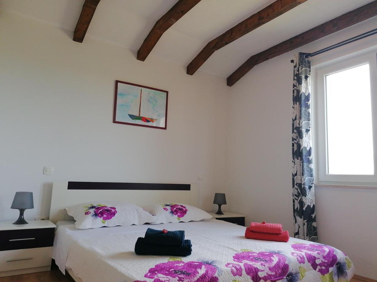 Appartamento House Mario Near Rovinj Kanfanar Esterno foto